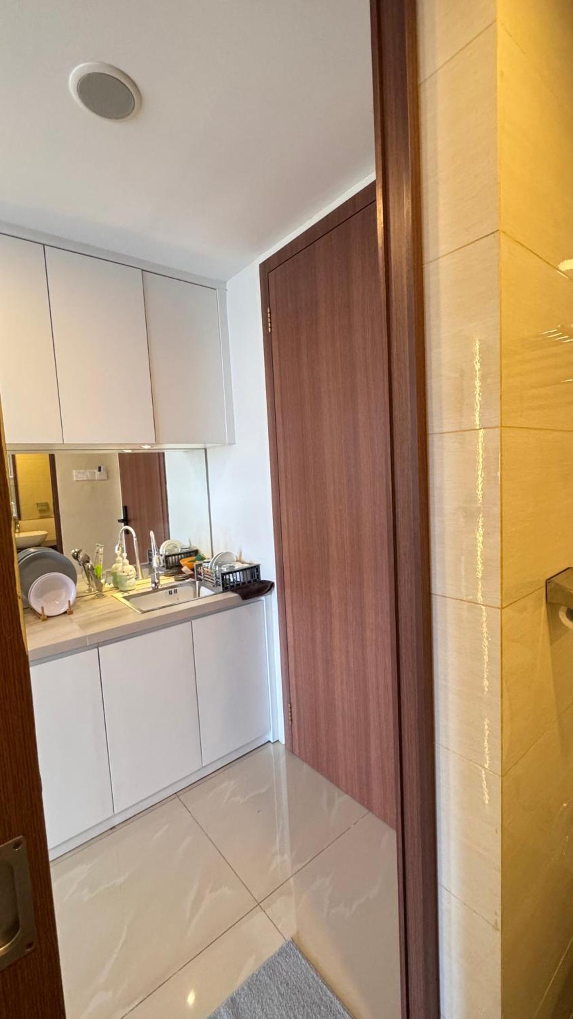 Nagoya Thamrin Apartment High Floor With View Exterior foto