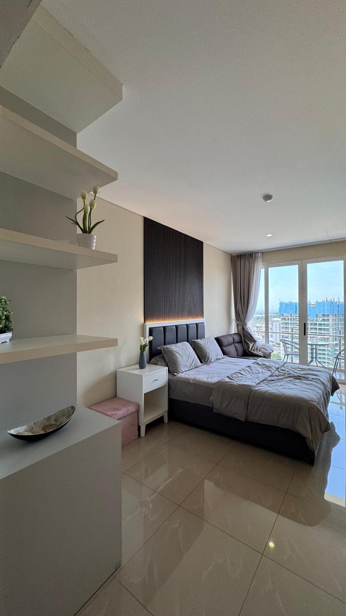Nagoya Thamrin Apartment High Floor With View Exterior foto
